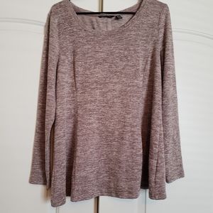 Halston Mauve marled swing sweater sz Med.